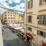 아파트 Campo De Fiori Luxury Jacuzzi & Cinema