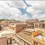 Campo De Fiori Luxury Jacuzzi & Cinema
