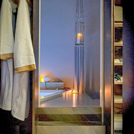 Campo De Fiori Luxury Jacuzzi & Cinema