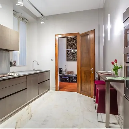 Campo De Fiori Luxury Jacuzzi & Cinema Apartamento