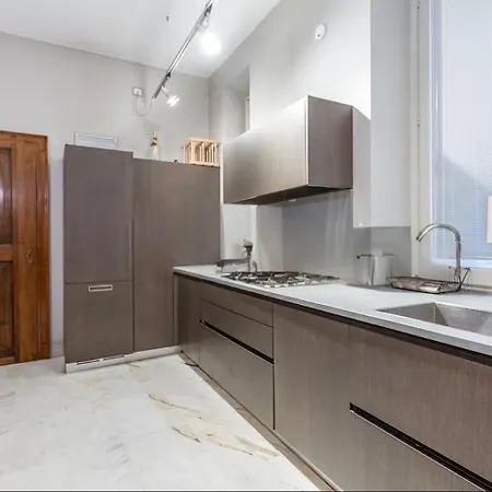 Apartamento Campo De Fiori Luxury Jacuzzi & Cinema